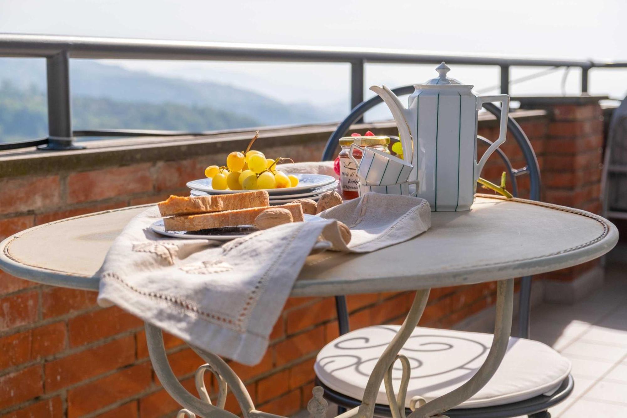 Massa e Cozzile Agriturismo Irto Colle מראה חיצוני תמונה